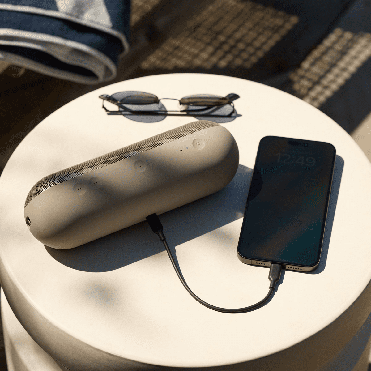 Beats Pill - Champagne Gold tradeline 4