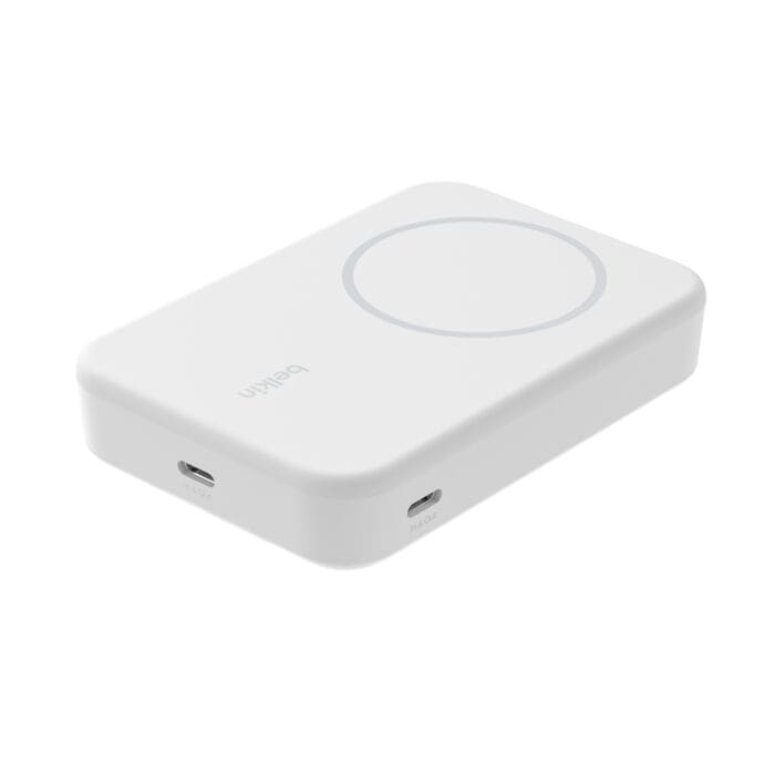 باور بنك Belkin BoostCharge Pro المغناطيسي بتقنية Qi2 بقدرة 15 واط وسعة 10,000 مللي أمبير - أبيض